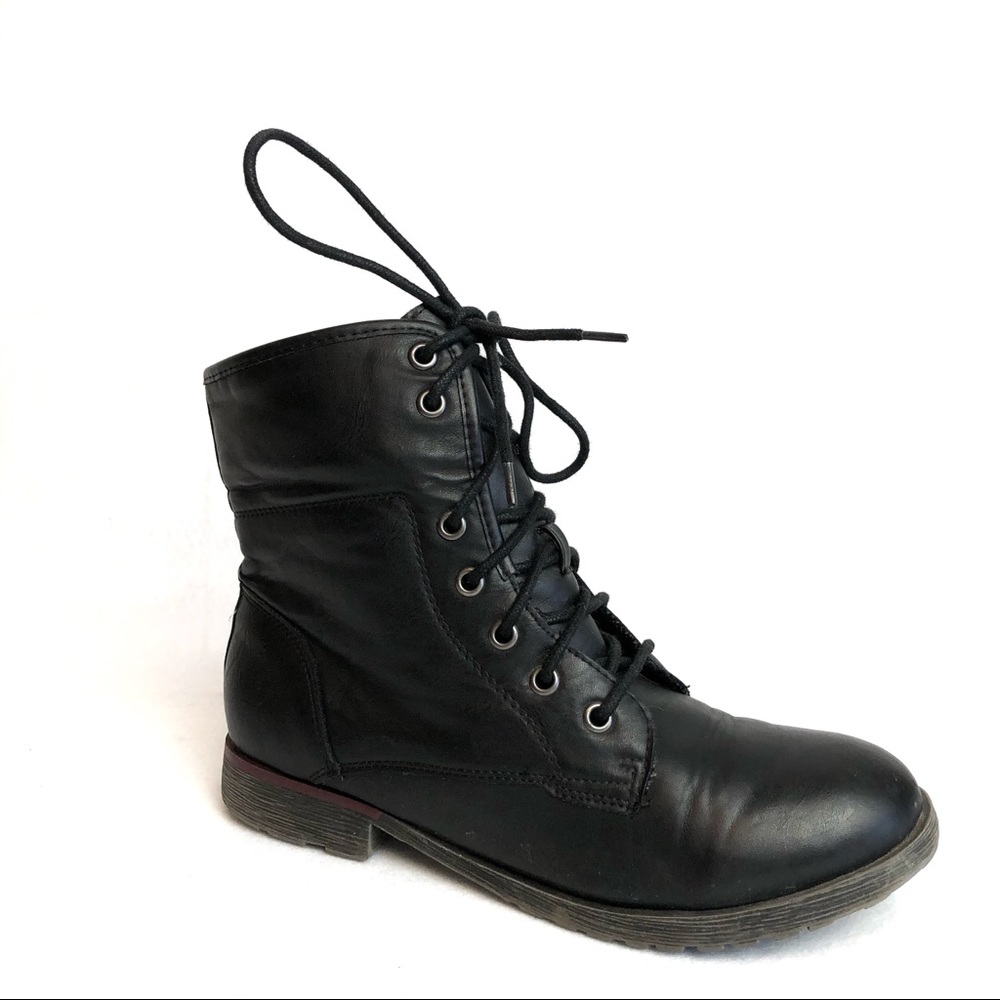 Black Boots